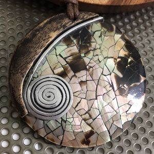 🖤Unique MOP mosaic pendant necklace